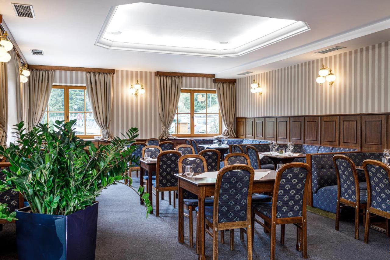 Hotel Zatisi Špindlerŭv Mlýn Luaran gambar